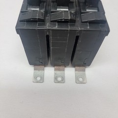 Siemens 30A 240V 3-Pole Bolt-On Circuit Breaker #B330