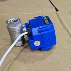 U.S. Solid Motorized Ball Valve 1/2 in SS 9-24V AC/DC