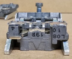 Schneider Electric Metal Mounting Base ZB4 BZ009 (Lot of 6 pcs)