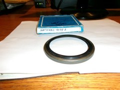 NATIONAL 9078S OIL SEAL = 2.65″ X 3.40″ X .315″~MADE IN USA !!