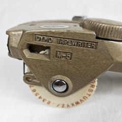 VINTAGE DYMO BRAND METAL TAPEWRITER LETTERING TAPE TOOL M-5 Tested and Working
