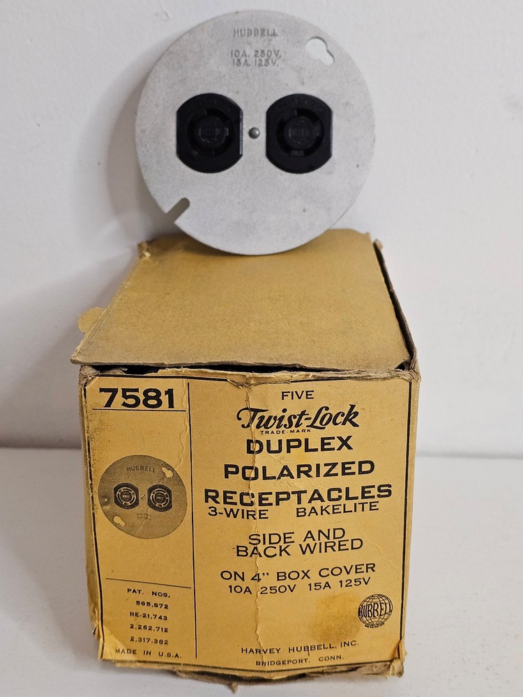 Hubbell 7581 Twist Lock Duplex Polarized Receptacles 3-Wire Bakelite Box Of 5
