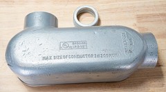 E491006 2 1/2 – 3″ Cover Conduit Body w/ Cover Vol 153.0 Cu In 2 1/2 lb