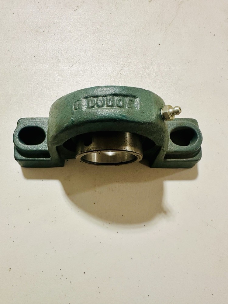 Dodge Pillow Block 124077 SC 1 15/16
