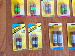 Eaton Bussman F30A/25A/60A NON FRN-R Plug Fuses General Heavy Lot of 20 Packages