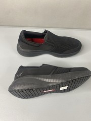 Skechers Mens Work Shoes Sz 11.5 Slip Resistant Memory Foam Slip On Black Mesh