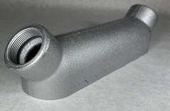 NEW Crouse-Hinds / Eaton BUB5, 1-1/2” Conduit Body 41, 57 CU. IN. Max 3 Wire