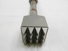 MILWAUKEE TOOL 9-3/4″ OAL, 0.656″ Shank Diam, Bushing Tool Chisel 48-62-3085