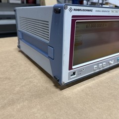 Rohde & Schwarz SMT02 5 KHz-1.5 GHz Signal Generator Opt SM-B4 SM-B6 SM-B8