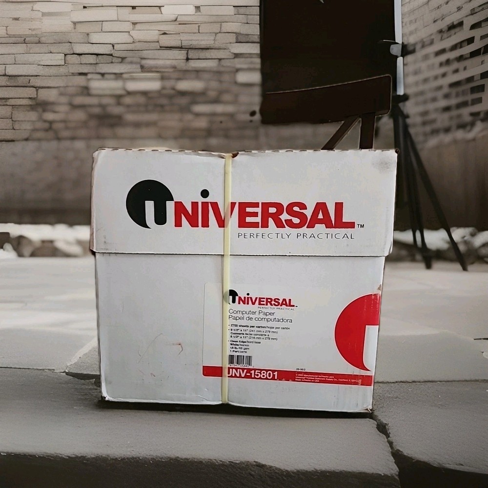 Universal UNV15801 9.5″ x 11″ 18 lbs. 1-Part Computer Paper White (2700/CT) New