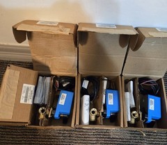 Lot Of “4” Johnson Controls 3-Way Motorized Ball Valves #VG1841AN+9A4GGA