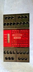 Banner Engineering ES-UA-5A Safety Relay, E-Stop Module, Output 6A, 66091, ES-UA