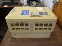 Yaskawa GPD 506/P5 AC Drive CIMR-P5M4011 20HP 3Ph w/ Keypad Used