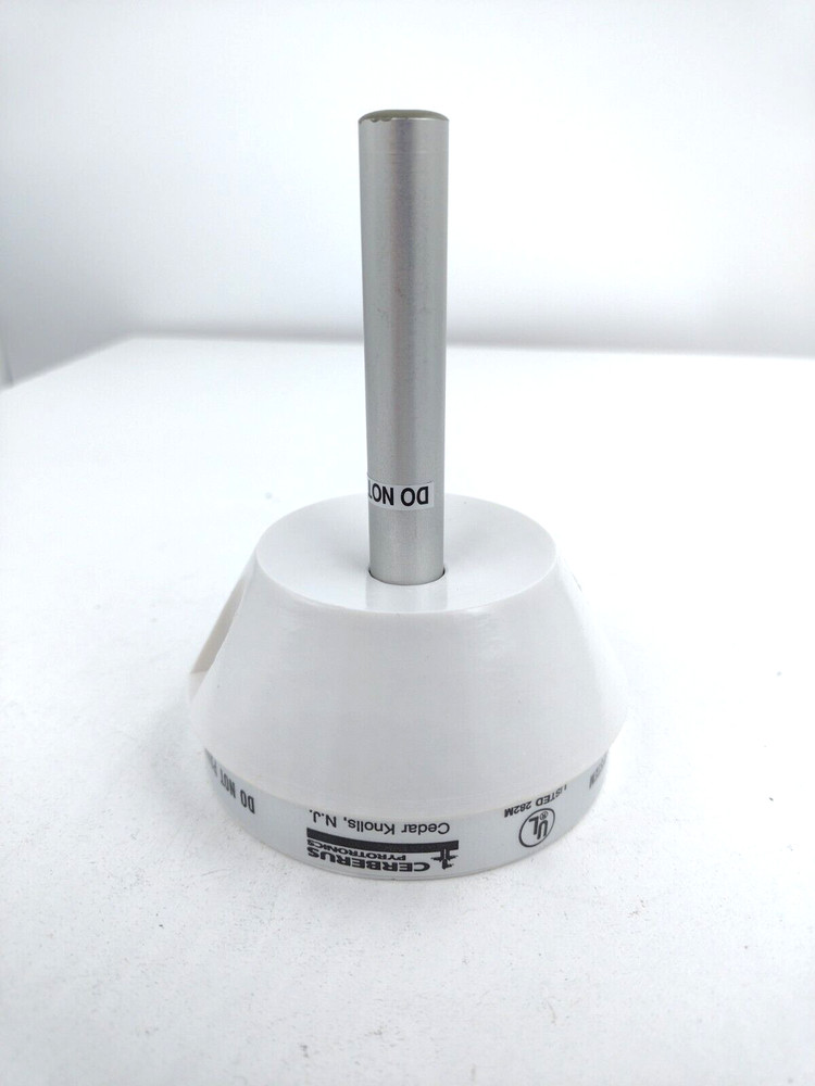 Siemens Cerberus Pyrotronics DT-200CS Thermal Detector Part #500-017586