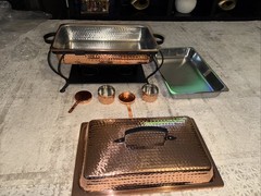 HUBERT Copper Chafer Chafing Dish with Black Metal Holder 8 Qt Upscale Catering