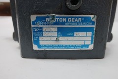 Boston Gear F718-30-B5-J Right Angle Gear Reducer 5/8in 7/8in 0.65hp 30:1