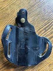 DeSantis Leather Holster for Glock 17/19/22/23