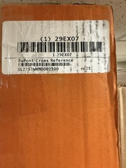 New DuPont Tychem SL Apron White Size MD SL275TWHMD002500 25ct