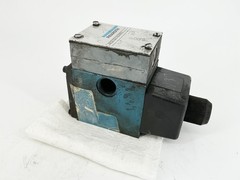 Rexroth 4WE10D31/CW110N9DA Hydraulic Valve 90VA/550VA
