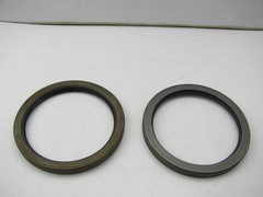 National 55107S Oil Seal – 7.008″ OD X 5.750″ ID X 0.562″ Wide – 2/Pack