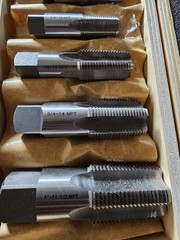 Drill America 6 Piece Carbon Pipe Tap Set 1/8, 1/4, 3/8, 1/2, 3/4, 1 NPT EUC