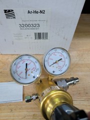 Harris Model 8700-6000-677 Ar, He, Nitrogen Ultra High Delivery Pressure 3200323