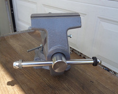 WILTON Multi Purpose Bench Vise 5-1/2″ Jaws – Rotating Head