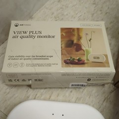 Airthings 2960 View Plus – Battery Powered Radon & Air Quality Monitor NOB