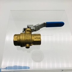 Rub S93D41 Fip-Fip Vent/Lock 1/2in S.93 Pneumatic Ball Valve Locking Handle 1ct