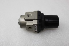 SMC NARP3000-N02 Precision Regulator, 0.005-0.3 MPa Set Pressure, 1/4″ NPT