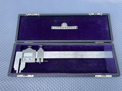 VTG Brown & Sharpe No. 570 Vernier Caliper 7″ Outside/Inside – USA