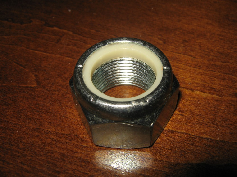 1″-14 Fine Thread Nylon Insert Lock Nut – Unknown Grade or Finish