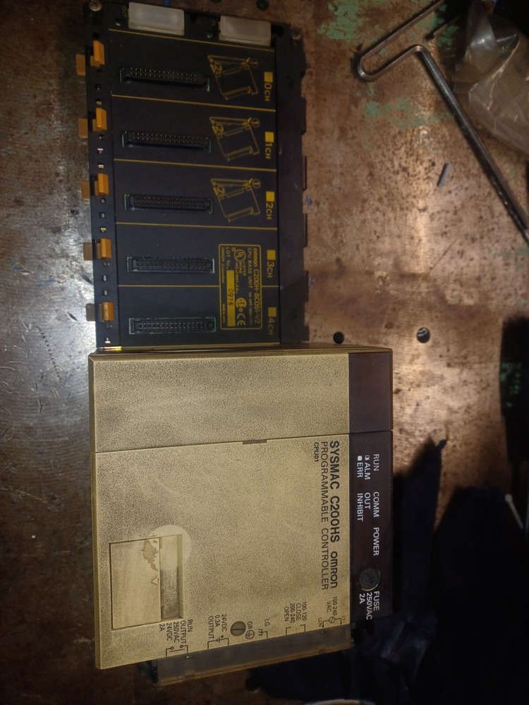 Omron C200HS-CPU01-E Sysmac PLC CPU Module Unit, 100-120/200-240VAC 120VA