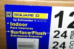 -=NEW-SQUARE D QO124L125G 1PHASE 125A 24 CIRCUIT BREAKER LOAD CENTER CONVERTIBLE