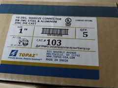 TOPAZ #103 90 DEG SQUEEZE CONNECTOR 1″ Zinc Die Cast (Pack of 5)