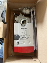 Honeywell MN7234A2008 Damper Actuator 24V 34Nm 300 lb-in 8VA 8W IP54