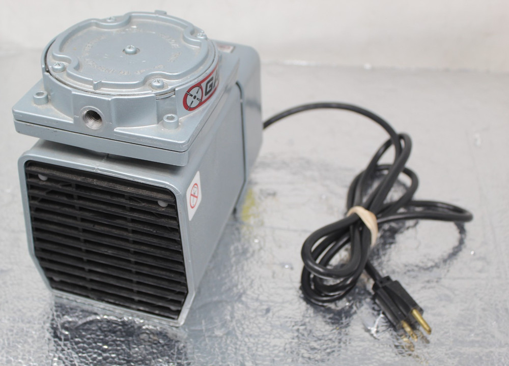 Gast DOA-P135-AA Compressor Vacuum Pump 2Z866 / Excellent Condition