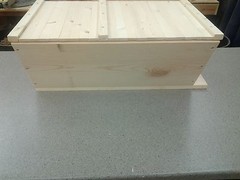 Bee Hive, 20 Top Bar with Roof Top Bar Backyard Bee Keeping Hive