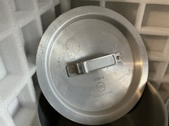 Update International ASP- Aluminum Fry Pot w/ Lid and Aluminum Perforated Basket