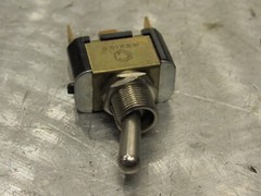 Double-Pole/Single-Throw Toggle Switch On-on on-off 12-24V Heavy-Duty DPST