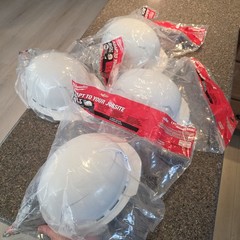 Lot Of 4 New Milwaukee Bolt Front Brim Hard Hat 4-Pt Vented Type 1 Class C White