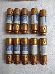 Lot Of 10 Bussmann Fusetron FRN-R-1 6/10 Amp Fuse CartridgeClass RK5 250vac 1.6A