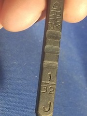 Gruv-Grip 1/8″(.8mm)Steel Letter Stamps A-Z 27 Stamps Young Bros. 00274 REVERSE