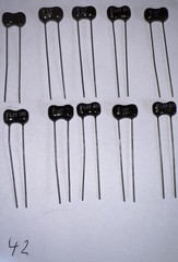 Silver Mica Capacitor 27PF 500V 5% New Quantity of 10 by Sangamo 30 Day Returns.
