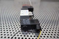 AIRTAC 4V220-08 Solenoid Valve 0.15-0.8MPa With DC24V 3W Coil Used With Warranty