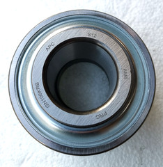 Premium 1-3/8″ Bore GN106KRRB Bearing w/3-Lip Seals & Collar 184647C91 WP66497