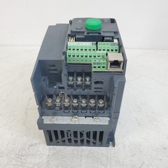 Schneider Electric Altivar 320 ATV320U15N4C 2 HP Variable Frequency Drive