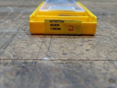 2 New Kennametal NJF3007R24 KC5025 carbide top notch threading insert