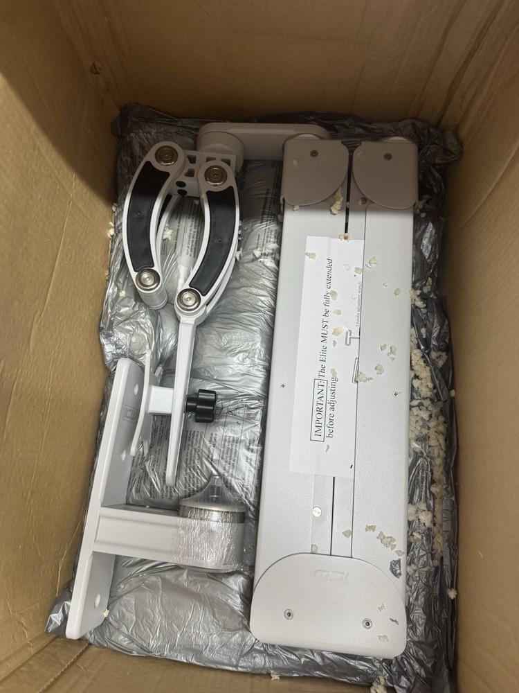 ICW Elite 5220 Double-Arm Wall Mount ELP5220-WT-KUB-MW