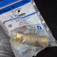 SharkBite Brass Ball Valve 3/4 in x 3/4 in Push-to-Connect Straight 22185